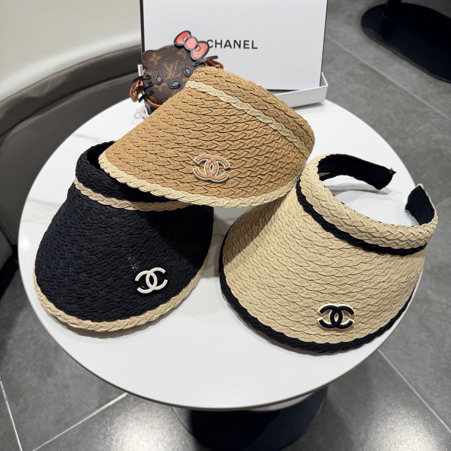 chanel香奈儿拼色草编空顶帽子女夏天出游防晒遮阳草帽海边沙滩帽夏显脸小