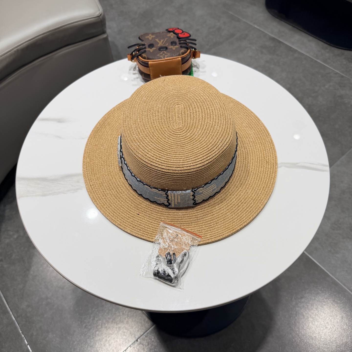 Chanel香奈儿新款草帽，日本纸草制作，头围57cm