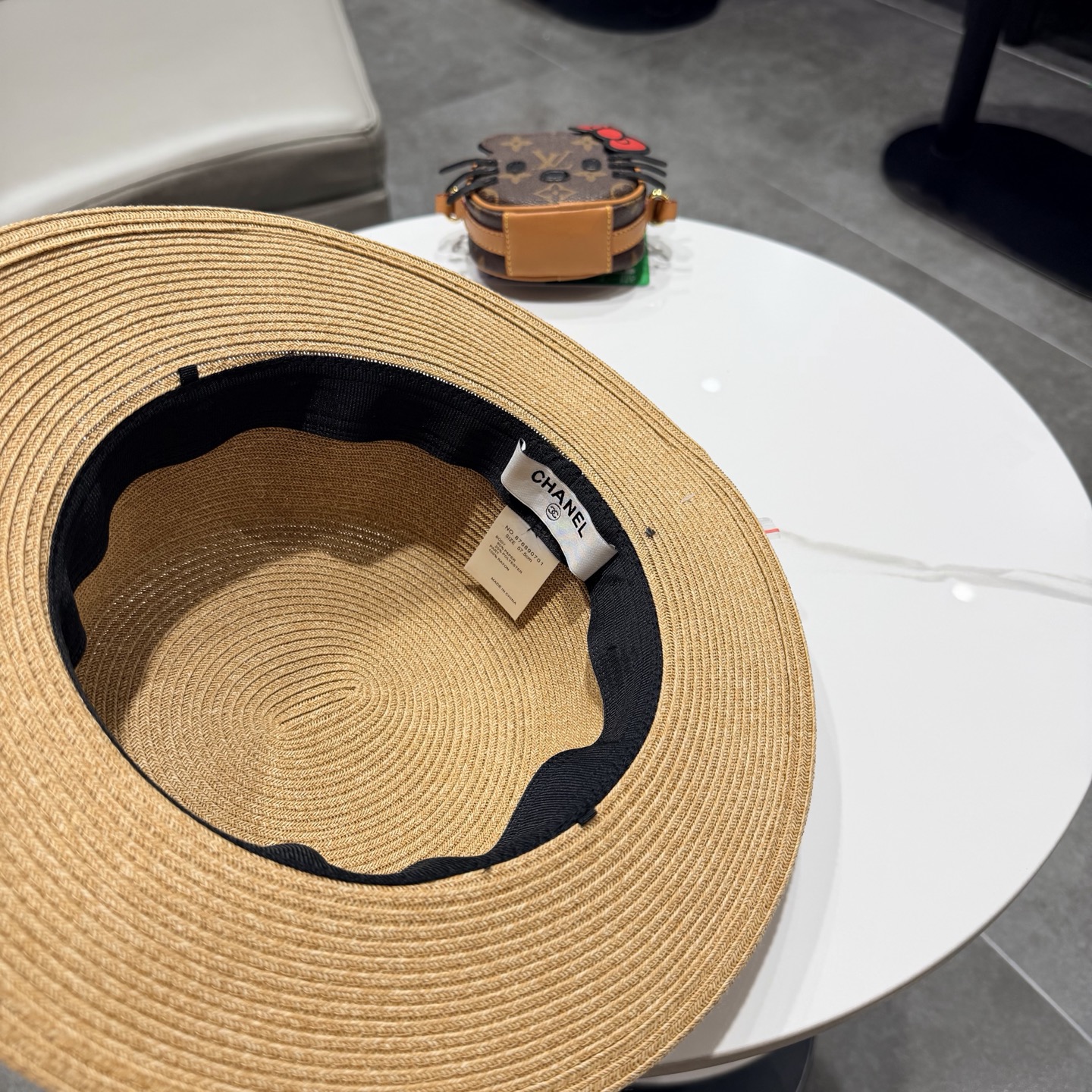 Chanel香奈儿新款草帽，日本纸草制作，头围57cm