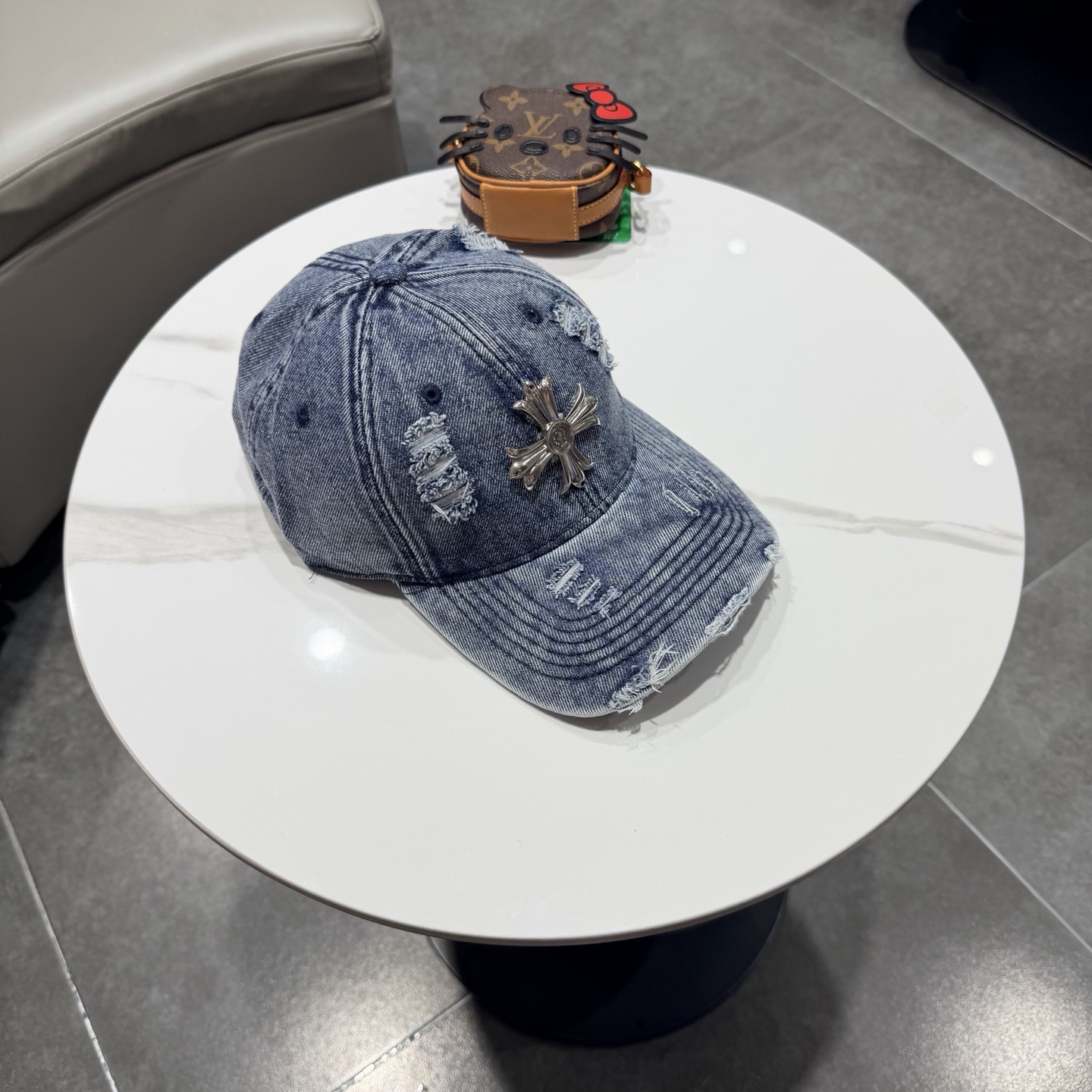 Chrome Hearts 克罗心💓早春韩版时尚复古做旧破洞帽子磨损设计百搭棒球帽鸭舌帽