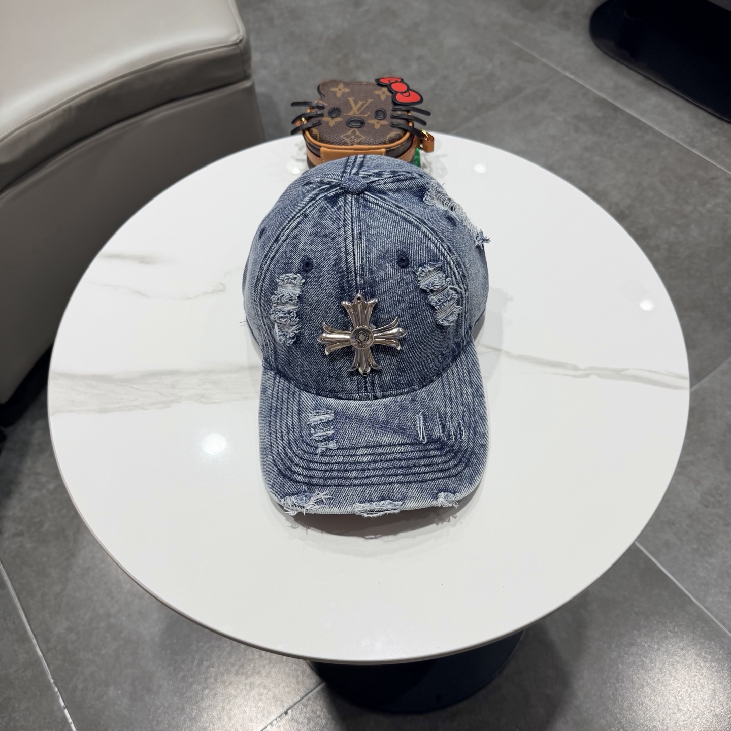 Chrome Hearts 克罗心💓早春韩版时尚复古做旧破洞帽子磨损设计百搭棒球帽鸭舌帽