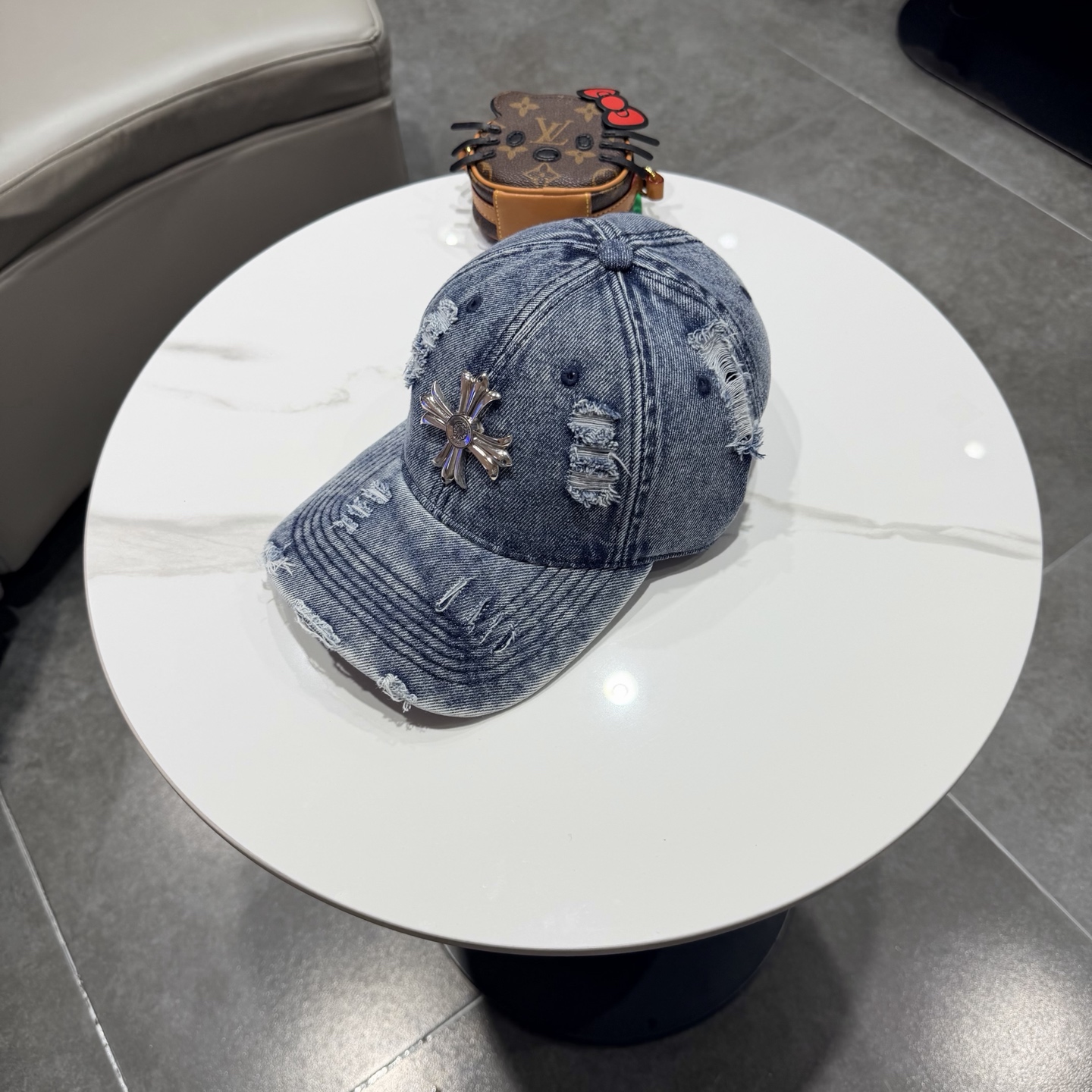 Chrome Hearts 克罗心💓早春韩版时尚复古做旧破洞帽子磨损设计百搭棒球帽鸭舌帽