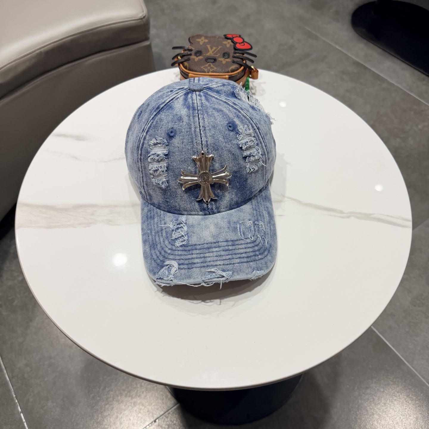 Chrome Hearts 克罗心💓早春韩版时尚复古做旧破洞帽子磨损设计百搭棒球帽鸭舌帽