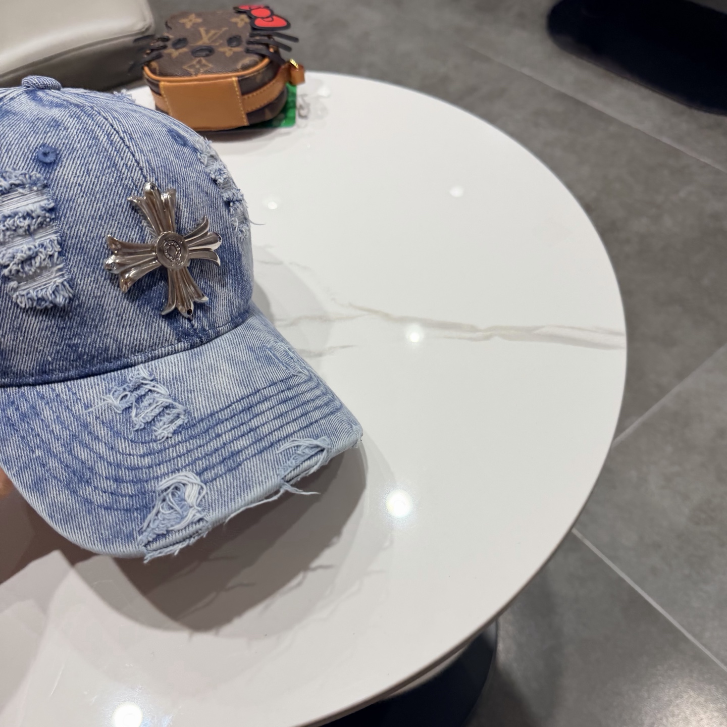 Chrome Hearts 克罗心💓早春韩版时尚复古做旧破洞帽子磨损设计百搭棒球帽鸭舌帽