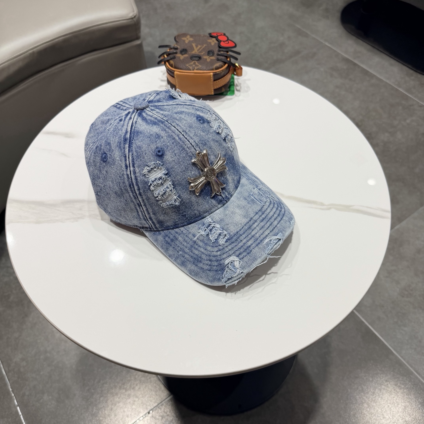 Chrome Hearts 克罗心💓早春韩版时尚复古做旧破洞帽子磨损设计百搭棒球帽鸭舌帽