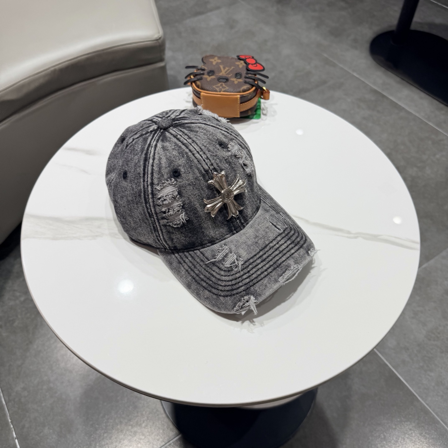 Chrome Hearts 克罗心💓早春韩版时尚复古做旧破洞帽子磨损设计百搭棒球帽鸭舌帽