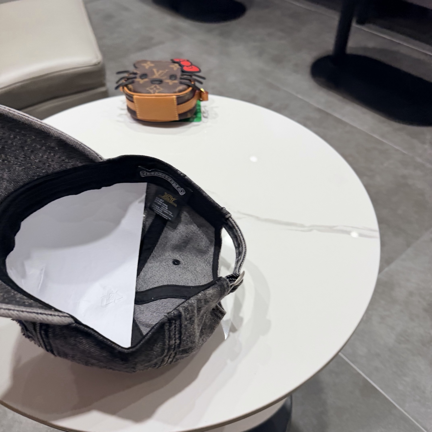 Chrome Hearts 克罗心💓早春韩版时尚复古做旧破洞帽子磨损设计百搭棒球帽鸭舌帽