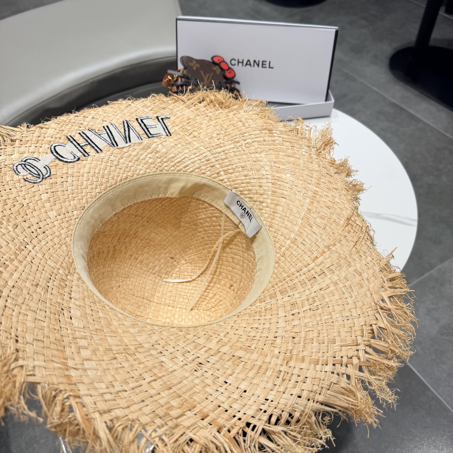 Chanel香奈儿拉菲草遮阳帽，出游必备，头围57cm