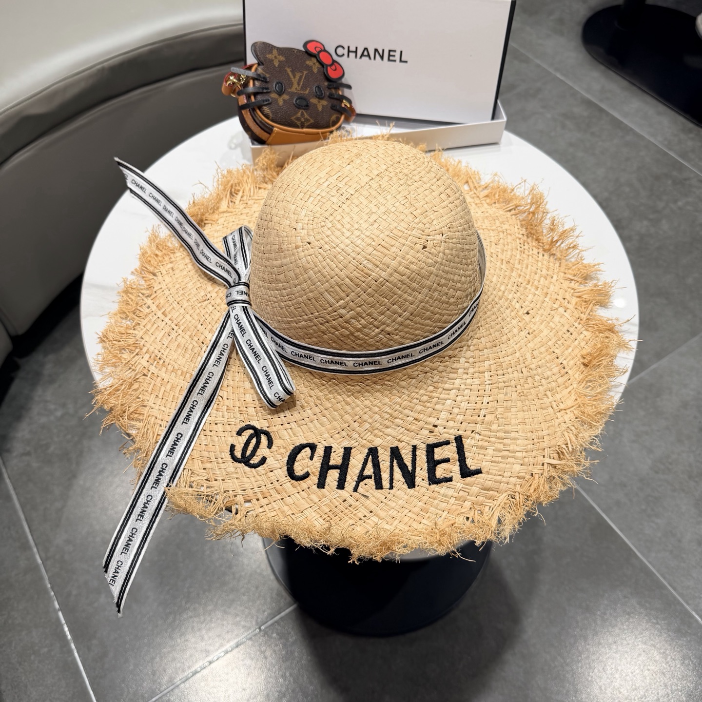 Chanel香奈儿拉菲草遮阳帽，出游必备，头围57cm