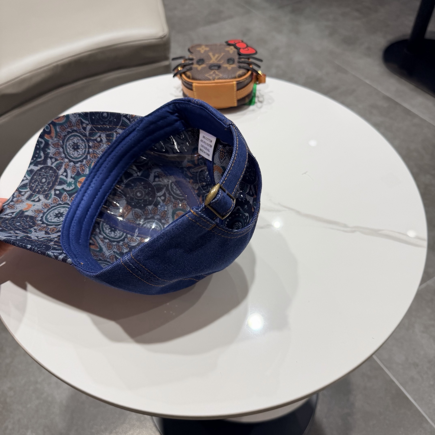 🧢路易威登棒球帽 LouisVuitton😍新款LV棒球帽，重工打造♥️高端大气，百搭款🤗男女通用！跑量