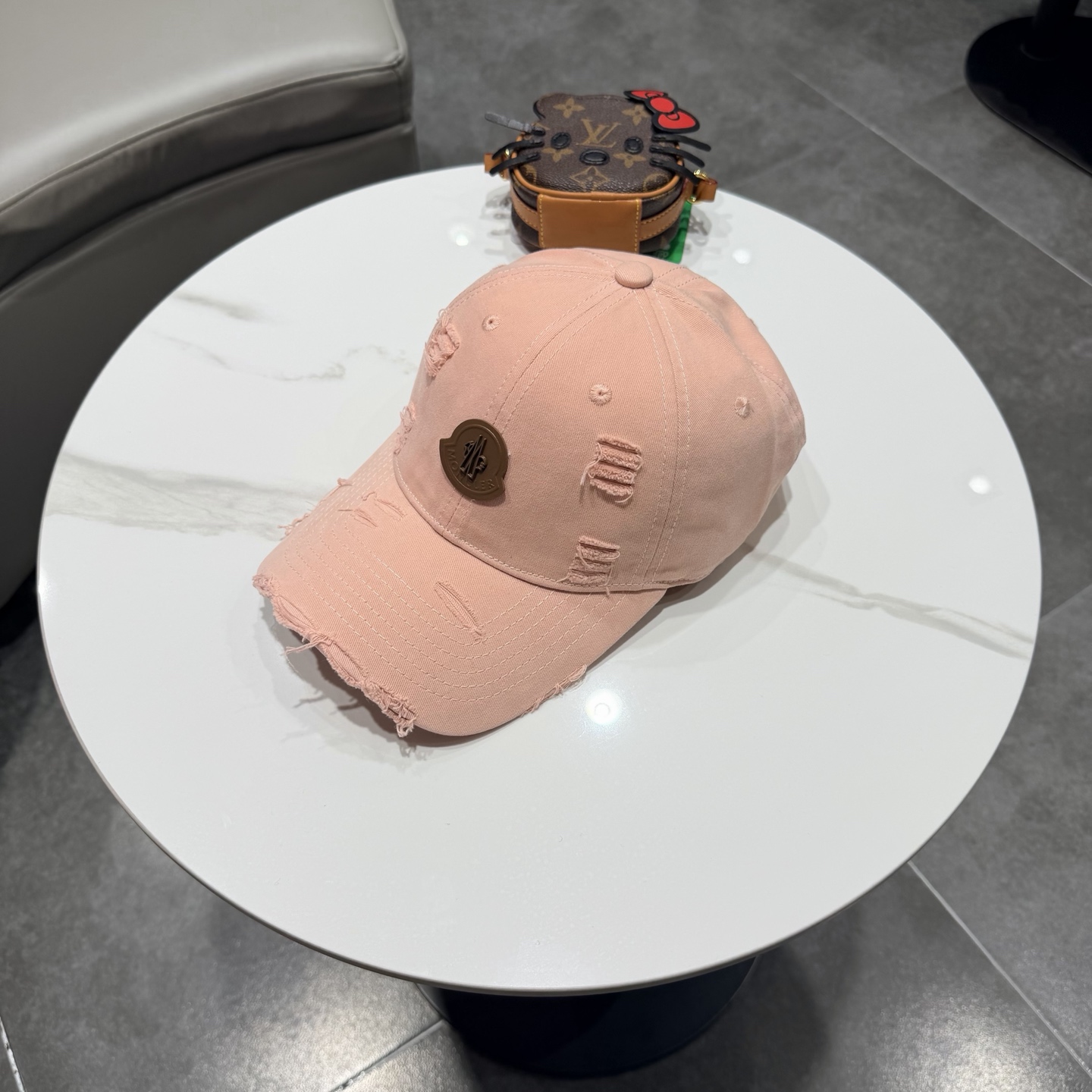 蒙口棒球帽 😍新款棒球帽，重工打造♥️高端大气，百搭款🤗男女通用！