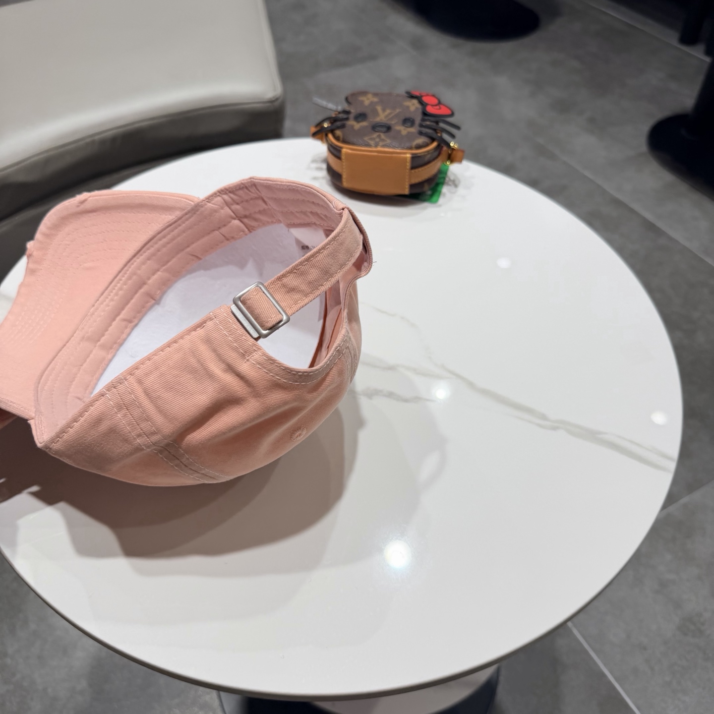 蒙口棒球帽 😍新款棒球帽，重工打造♥️高端大气，百搭款🤗男女通用！