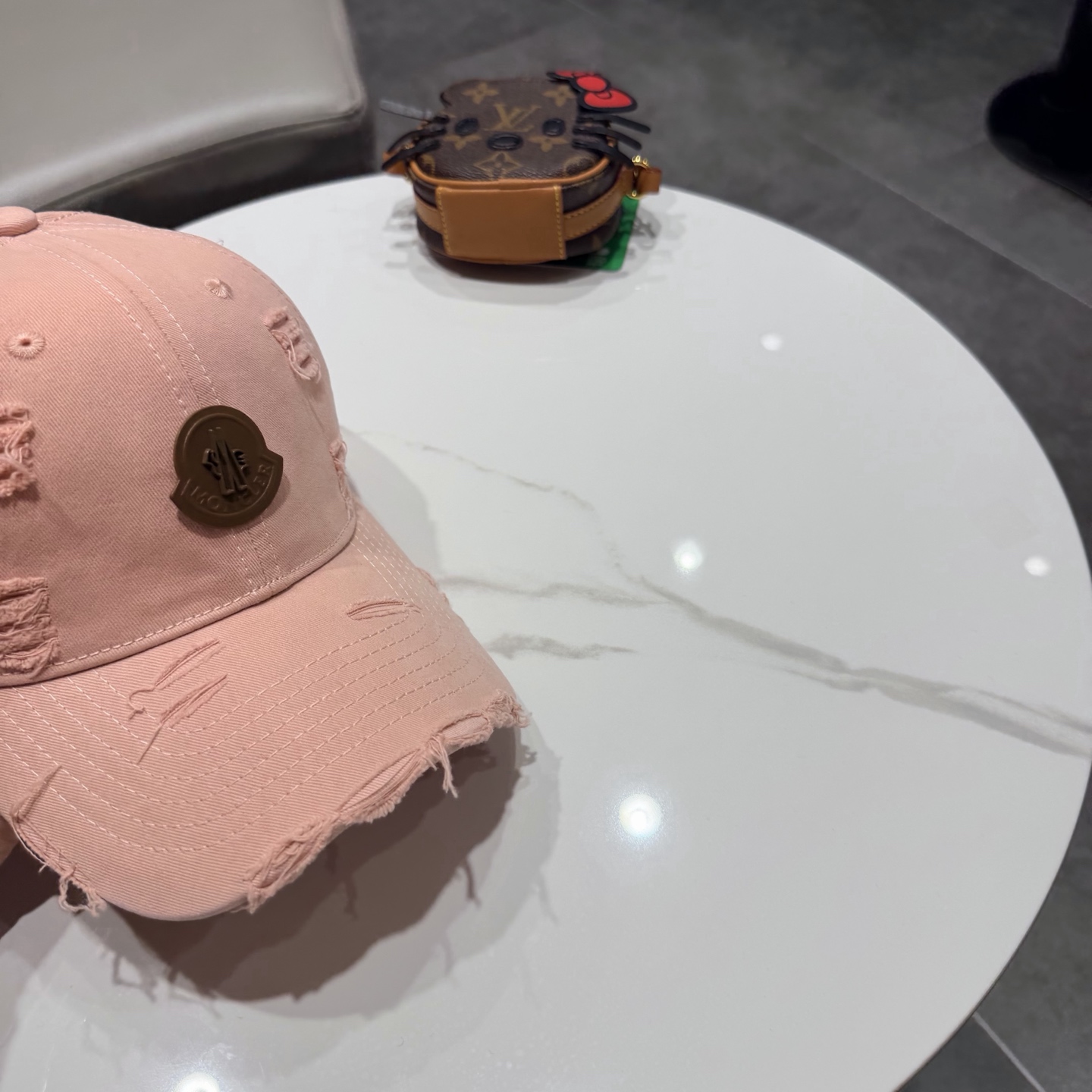 蒙口棒球帽 😍新款棒球帽，重工打造♥️高端大气，百搭款🤗男女通用！