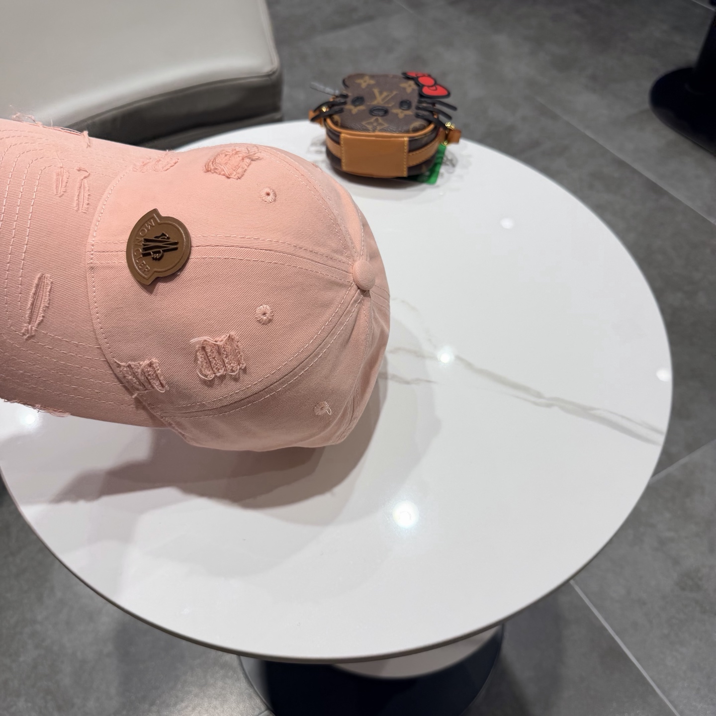 蒙口棒球帽 😍新款棒球帽，重工打造♥️高端大气，百搭款🤗男女通用！