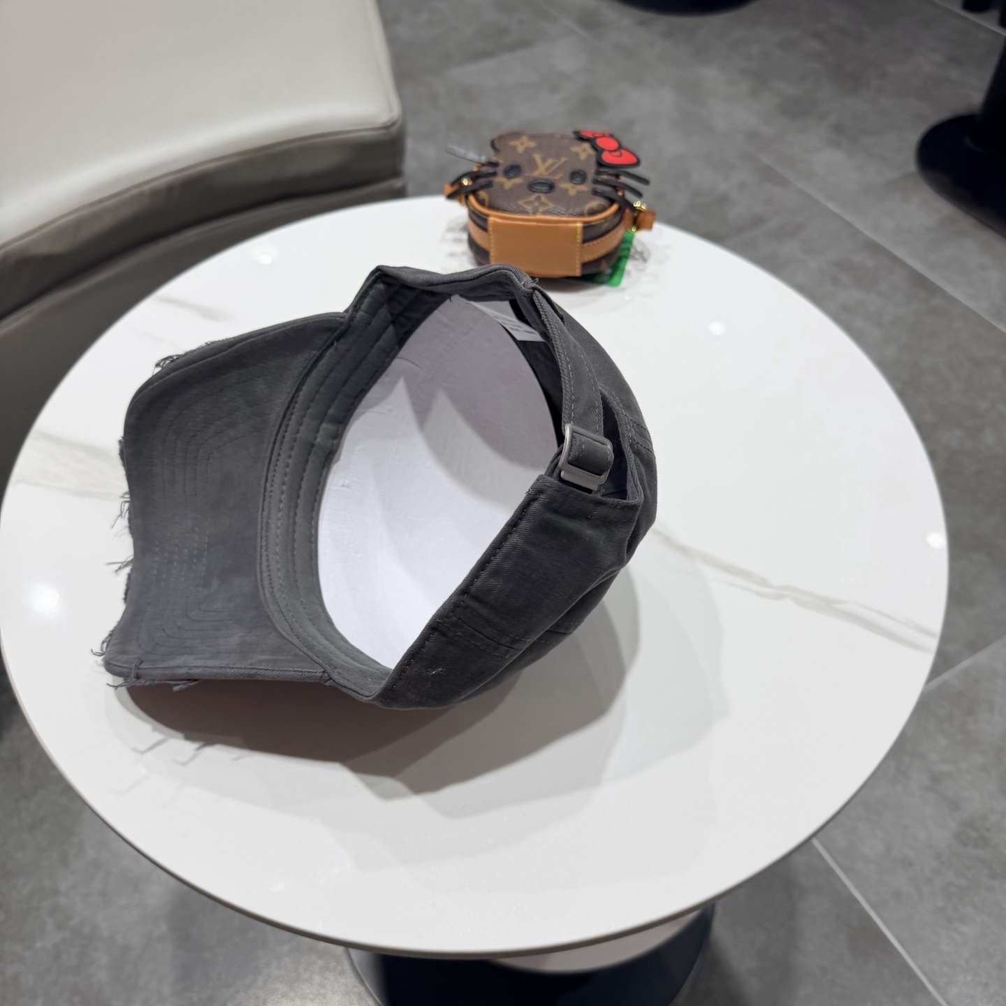 蒙口棒球帽 😍新款棒球帽，重工打造♥️高端大气，百搭款🤗男女通用！