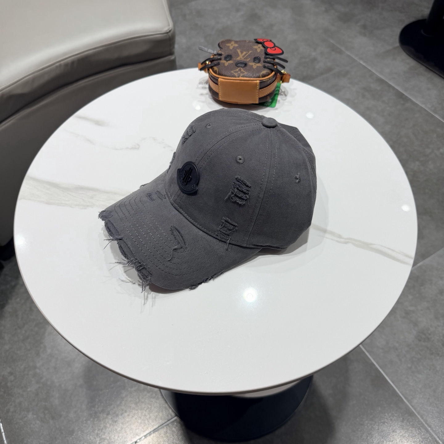 蒙口棒球帽 😍新款棒球帽，重工打造♥️高端大气，百搭款🤗男女通用！