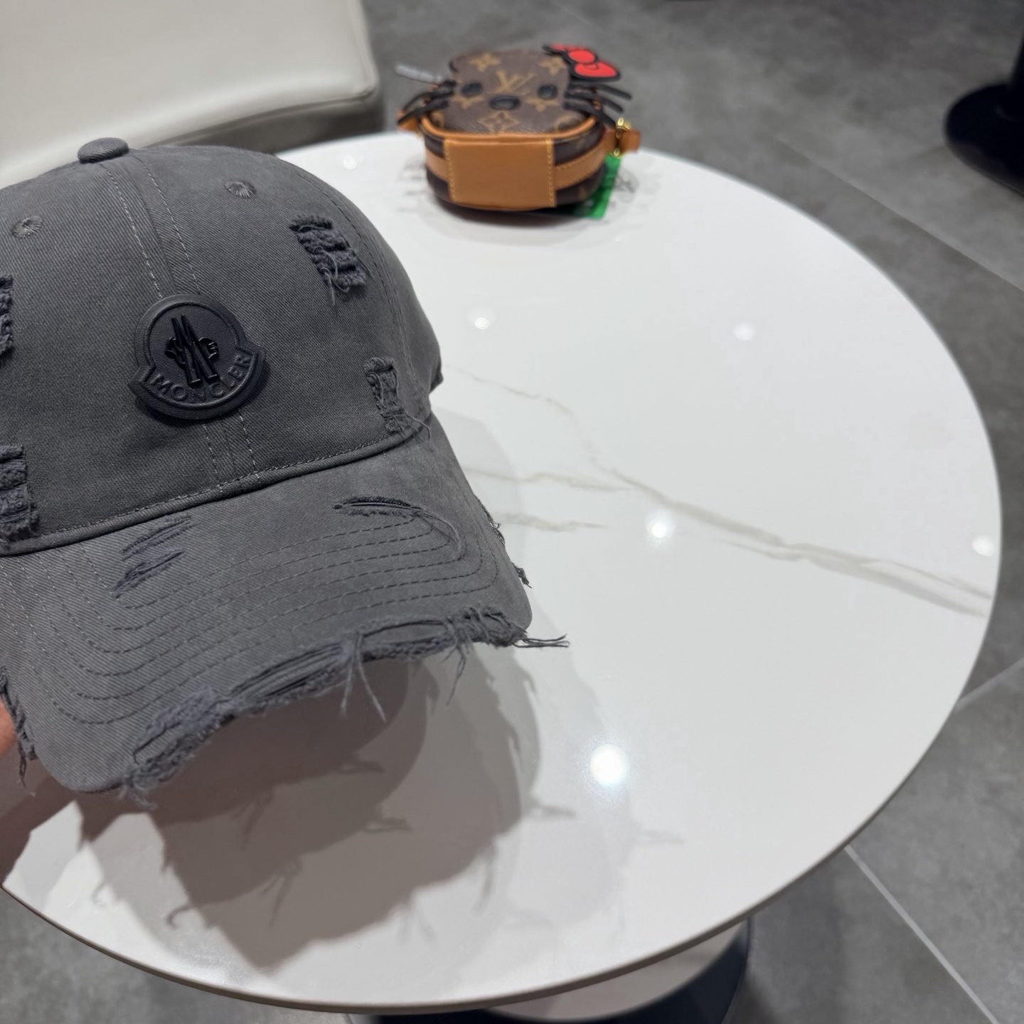 蒙口棒球帽 😍新款棒球帽，重工打造♥️高端大气，百搭款🤗男女通用！