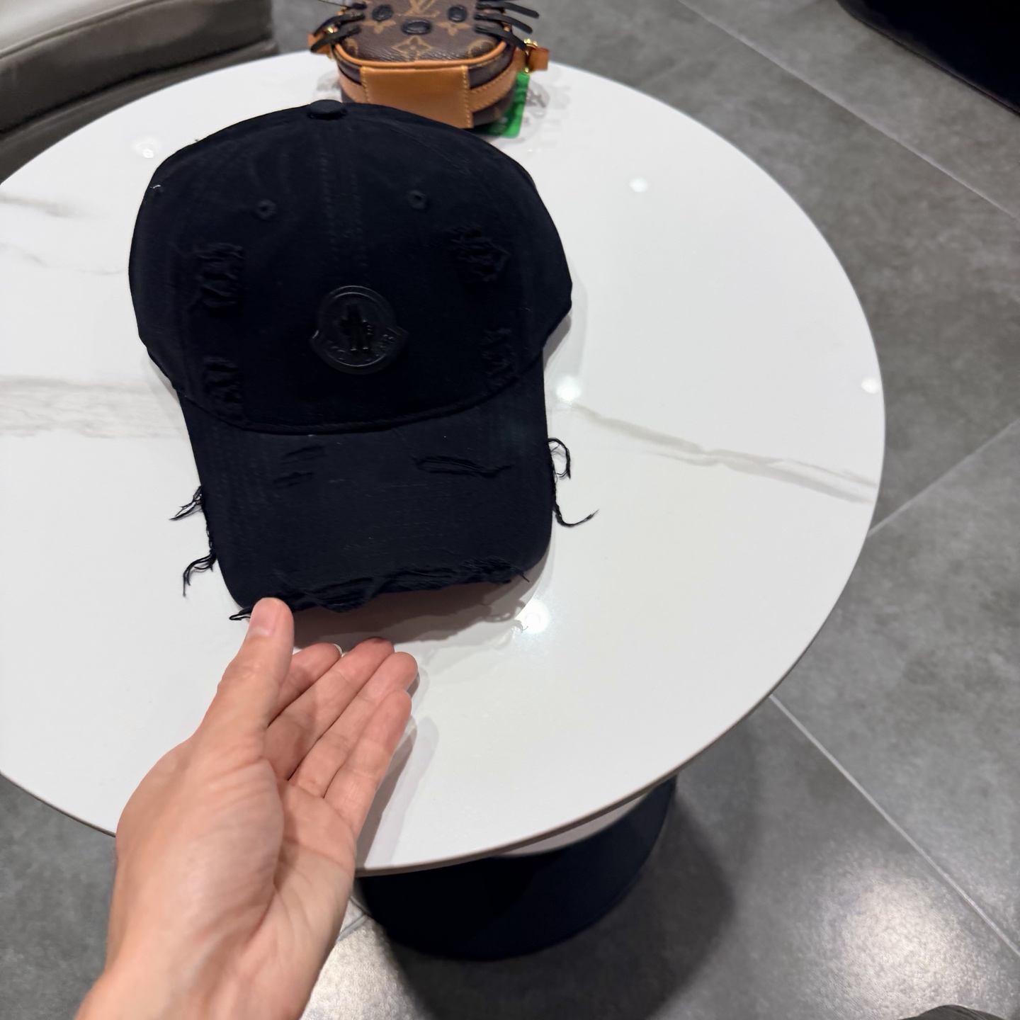 蒙口棒球帽 😍新款棒球帽，重工打造♥️高端大气，百搭款🤗男女通用！