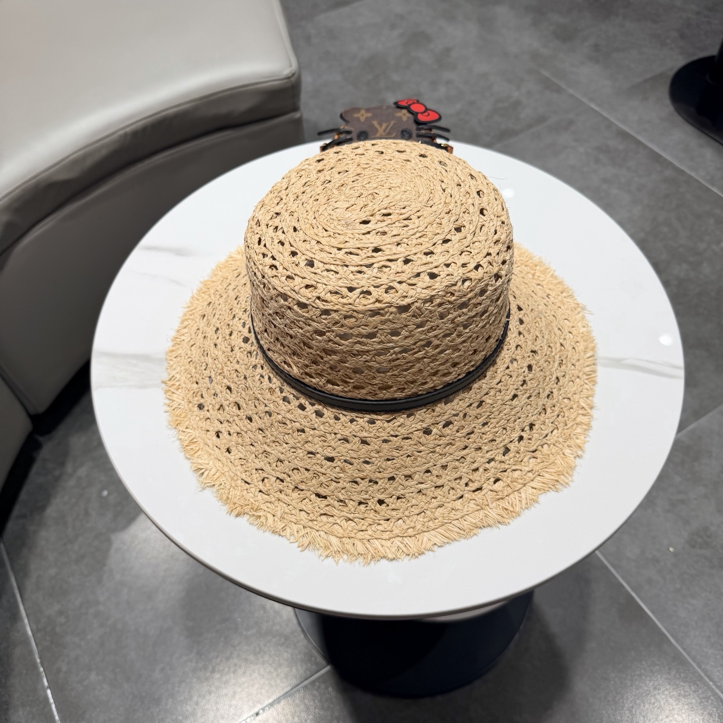 LV新款拉菲草帽，镂空设计，旅游必备，头围57cm