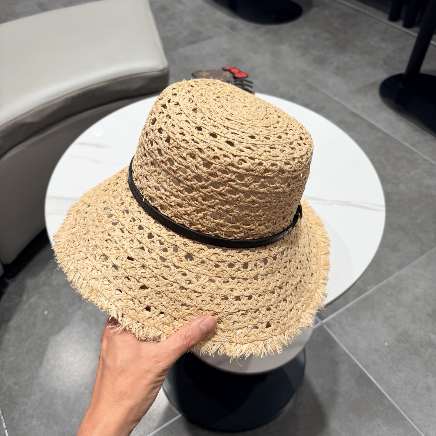 LV新款拉菲草帽，镂空设计，旅游必备，头围57cm