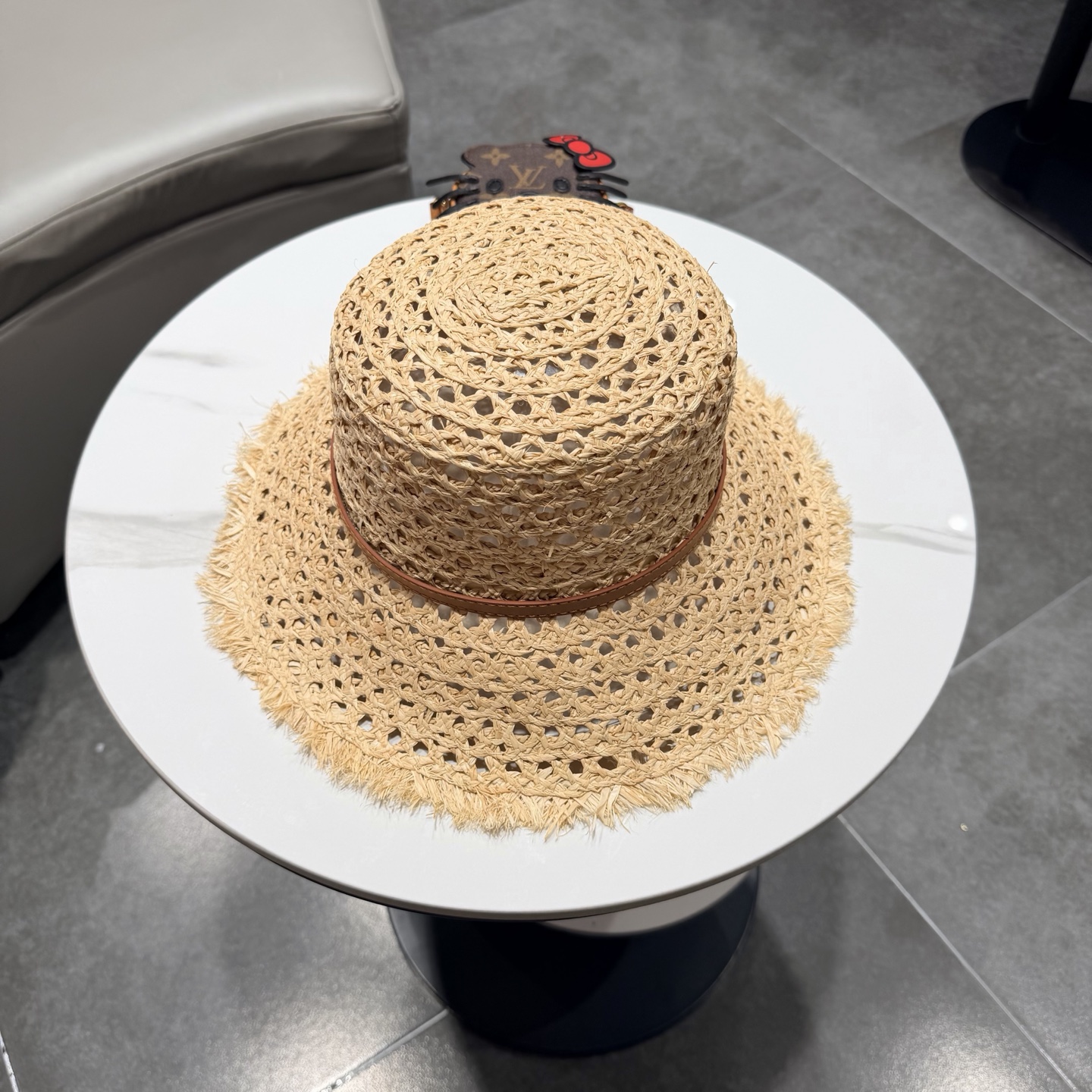 LV新款拉菲草帽，镂空设计，旅游必备，头围57cm