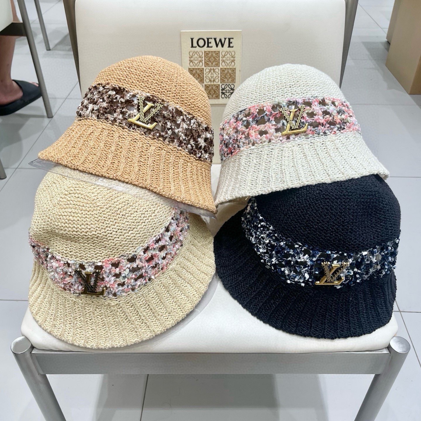 LV路易威登高端潮夏季时尚百搭镂空针织帽子显脸小水桶帽防晒遮阳渔夫盆帽女