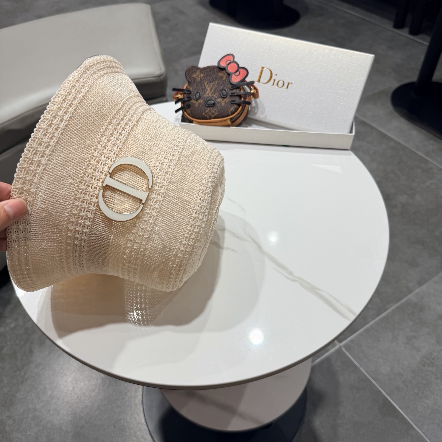 Dior迪奥百搭针织镂空渔夫帽子女春夏季2026新款透气遮阳防晒帽子盆帽