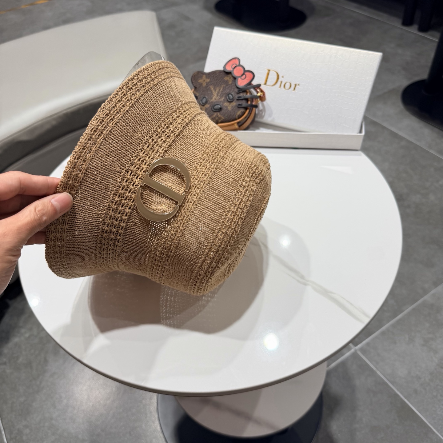 Dior迪奥百搭针织镂空渔夫帽子女春夏季2026新款透气遮阳防晒帽子盆帽