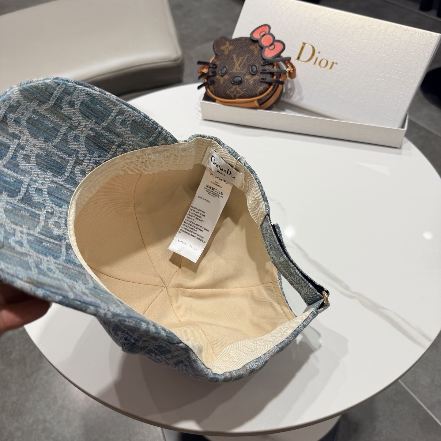 DIOR迪奥 官网同步新款发布 老花牛仔D家棒球帽🧢，水洗标超级火爆