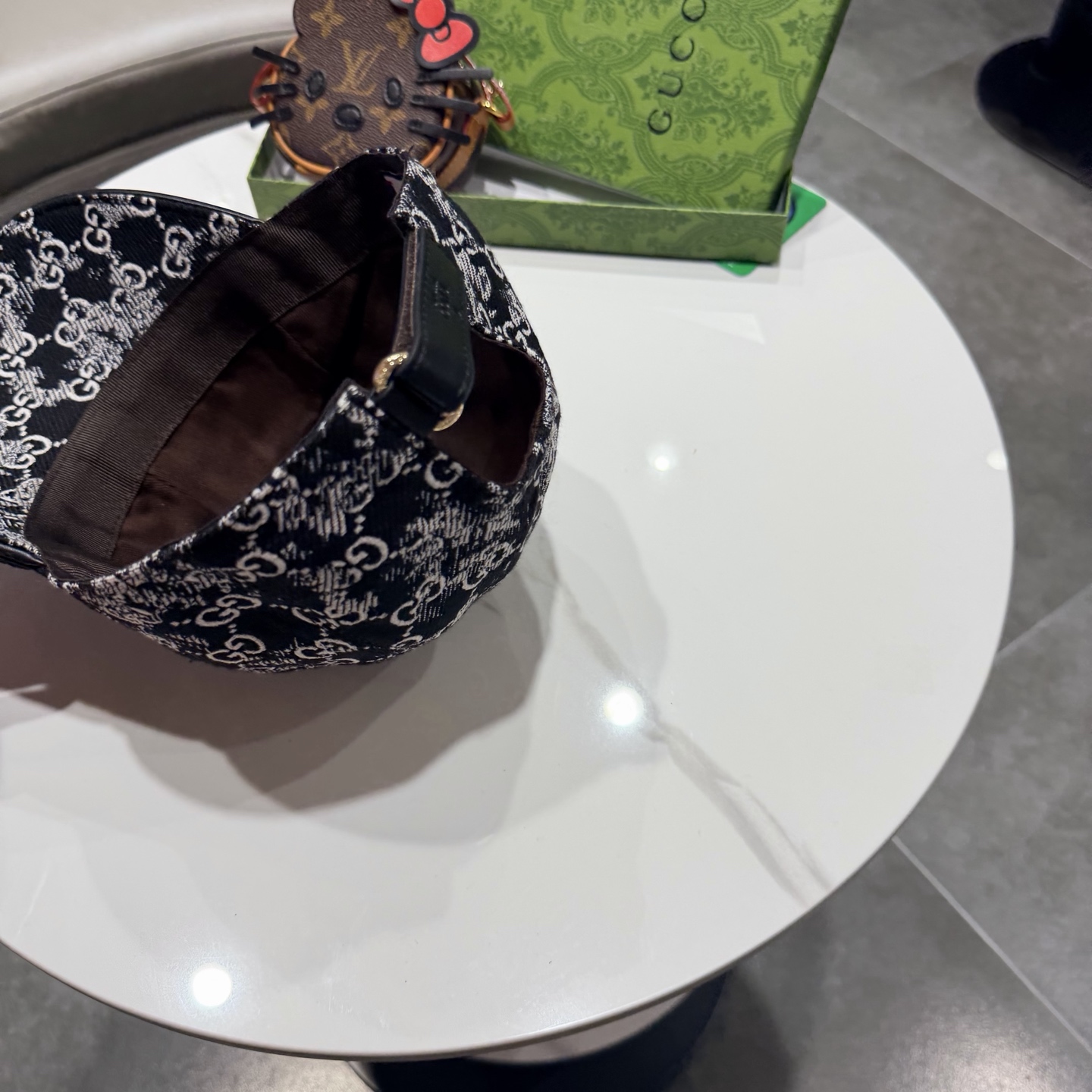 Gucci(古奇)最新原单棒球帽，宽版织带。专柜1:1开模订制，最高版本，原版帆布料+头层牛皮，轻盈透气