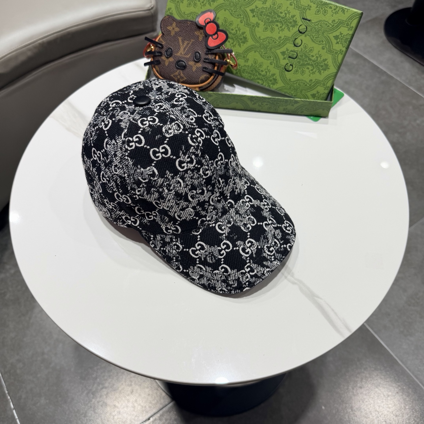 Gucci(古奇)最新原单棒球帽，宽版织带。专柜1:1开模订制，最高版本，原版帆布料+头层牛皮，轻盈透气