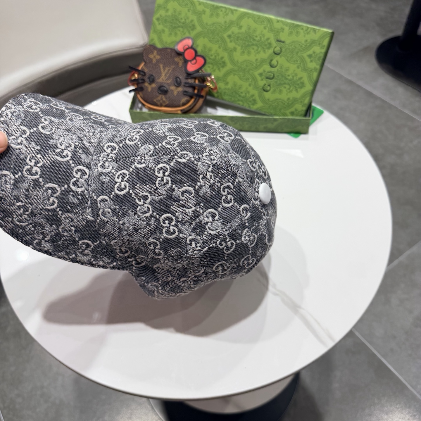 Gucci(古奇)最新原单棒球帽，宽版织带。专柜1:1开模订制，最高版本，原版帆布料+头层牛皮，轻盈透气