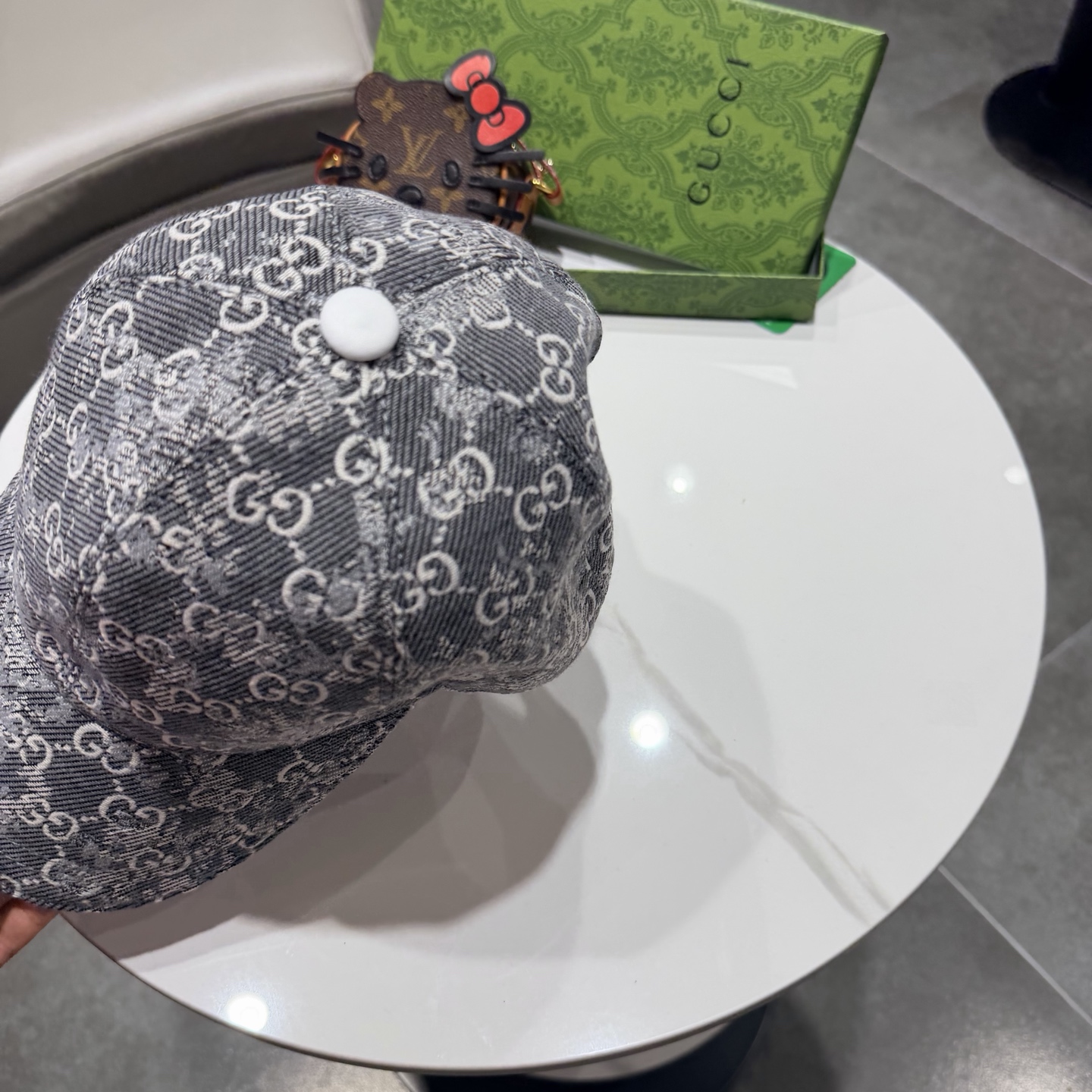 Gucci(古奇)最新原单棒球帽，宽版织带。专柜1:1开模订制，最高版本，原版帆布料+头层牛皮，轻盈透气