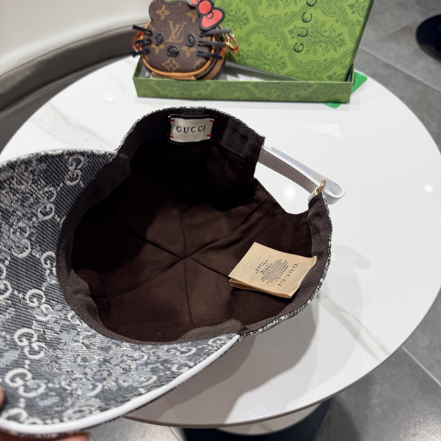 Gucci(古奇)最新原单棒球帽，宽版织带。专柜1:1开模订制，最高版本，原版帆布料+头层牛皮，轻盈透气