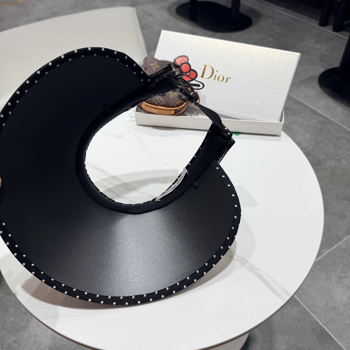 dior hat Dior — photo 7