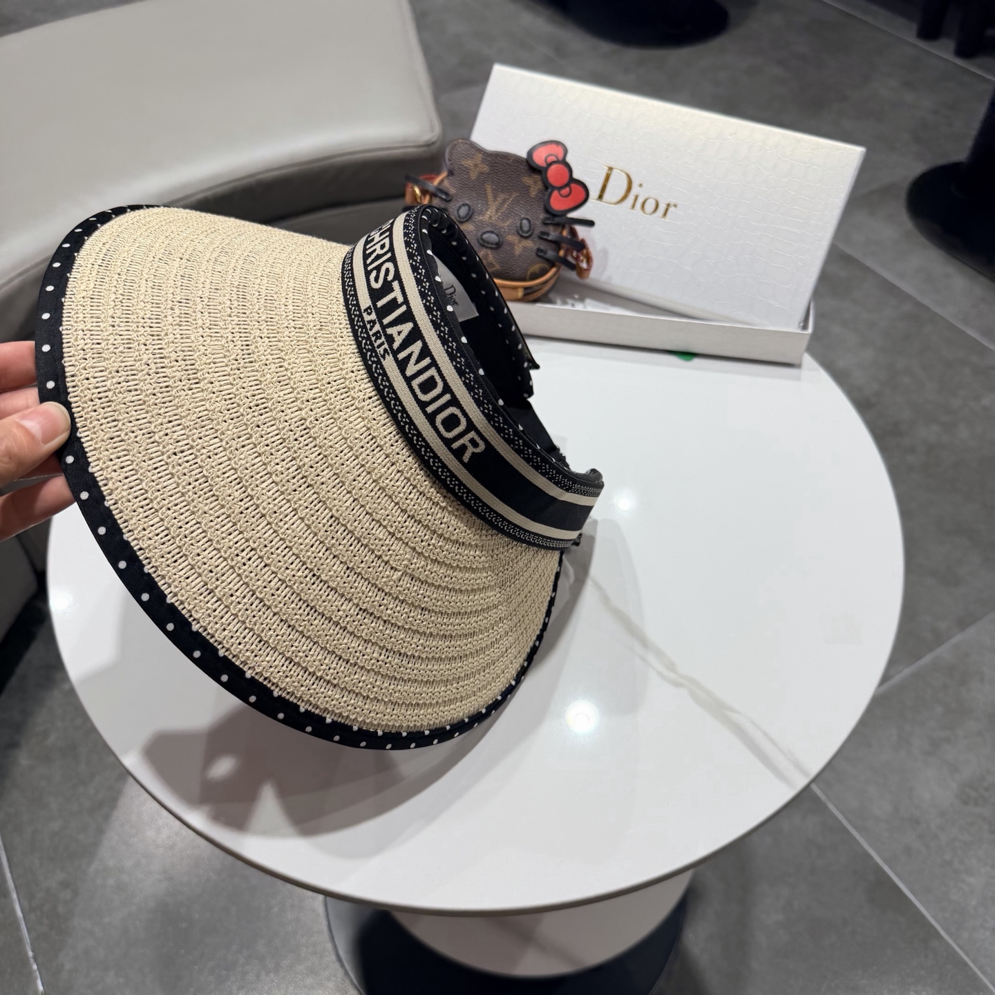 dior hat Dior — photo 9