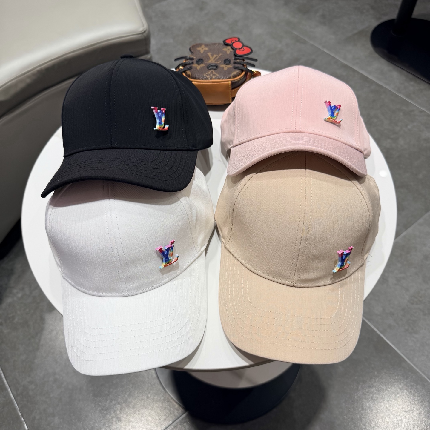 Louis Vuitton lue Louis Vuitton New LV — photo 5