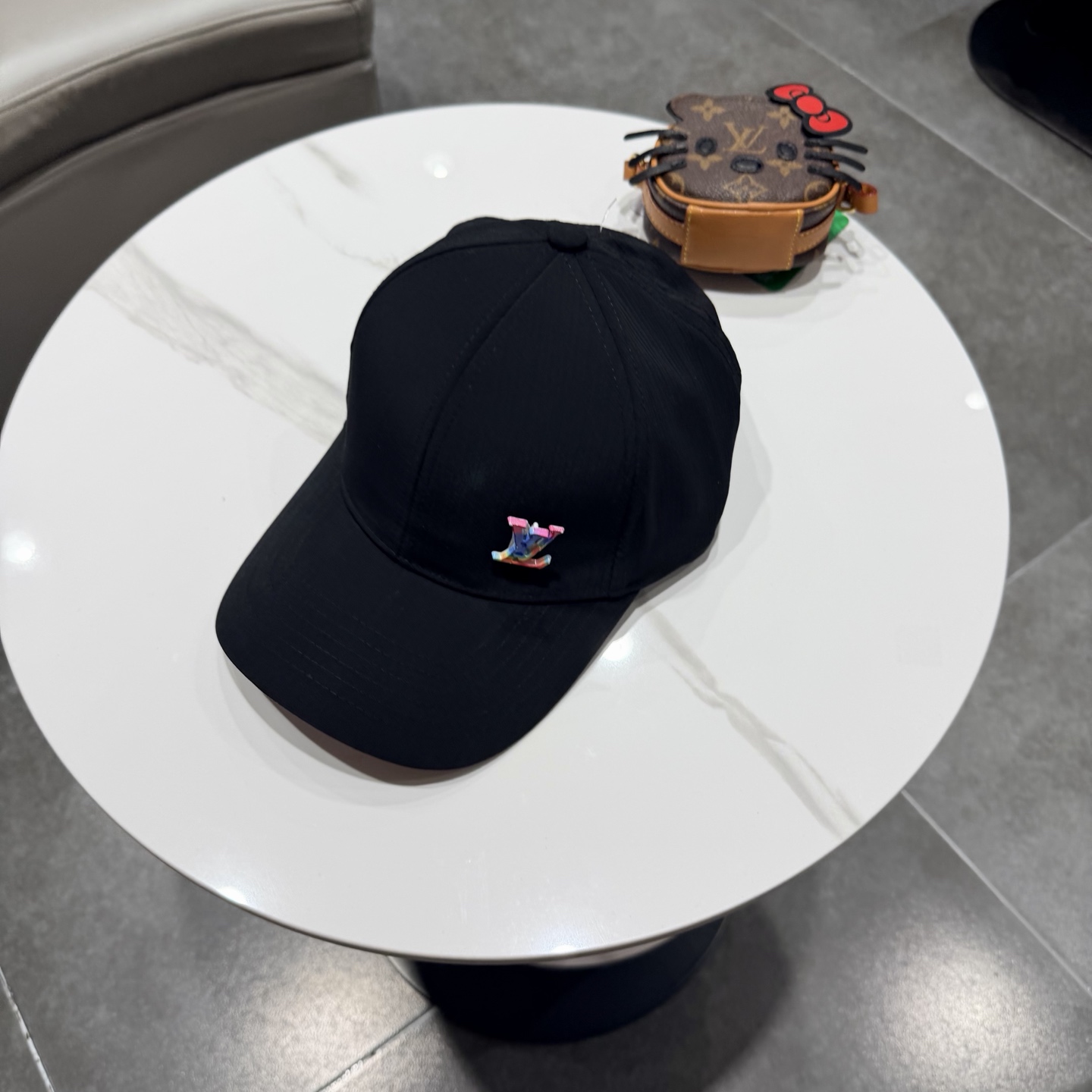 Louis Vuitton lue Louis Vuitton New LV — photo 2