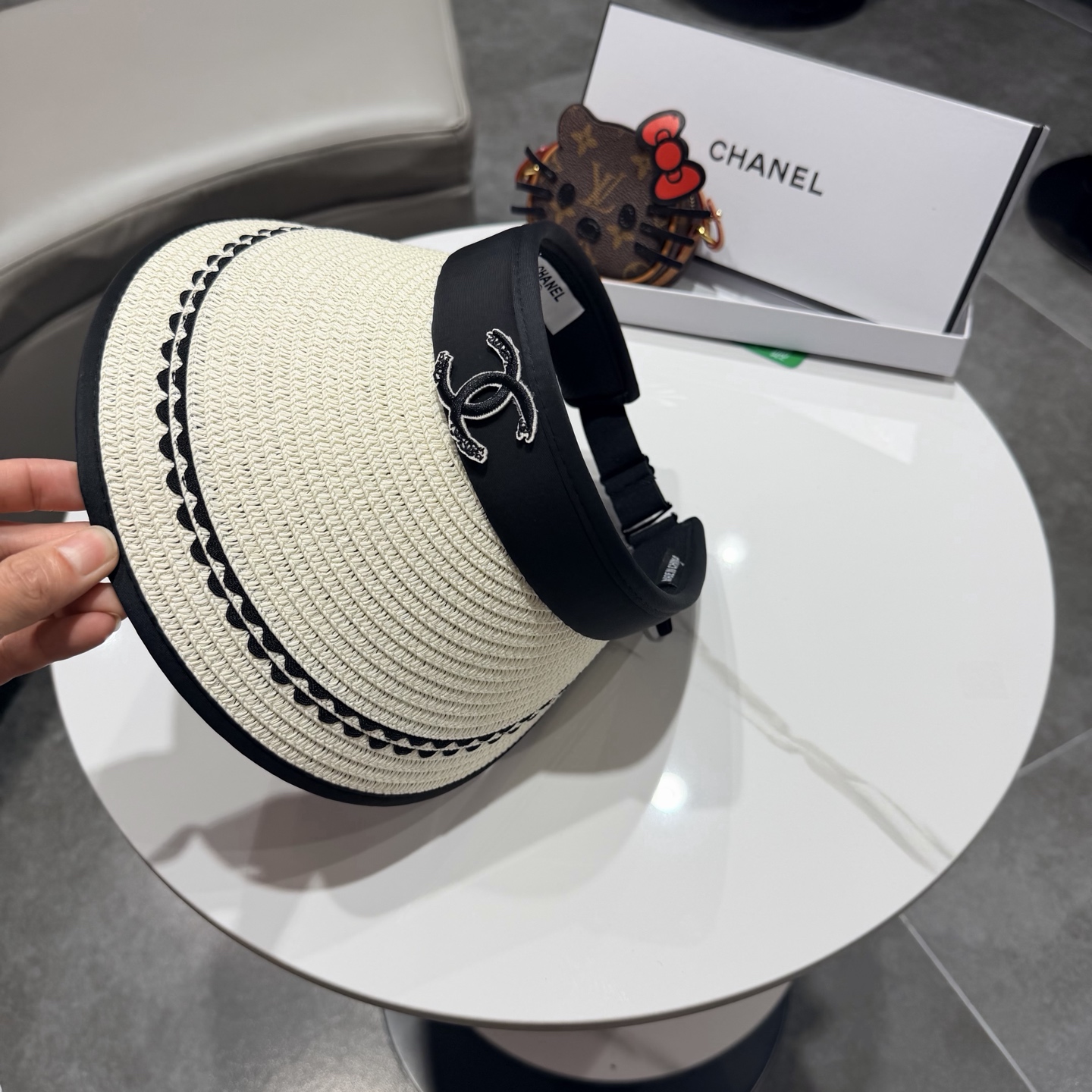 Cappello Chanel 57 — photo 9