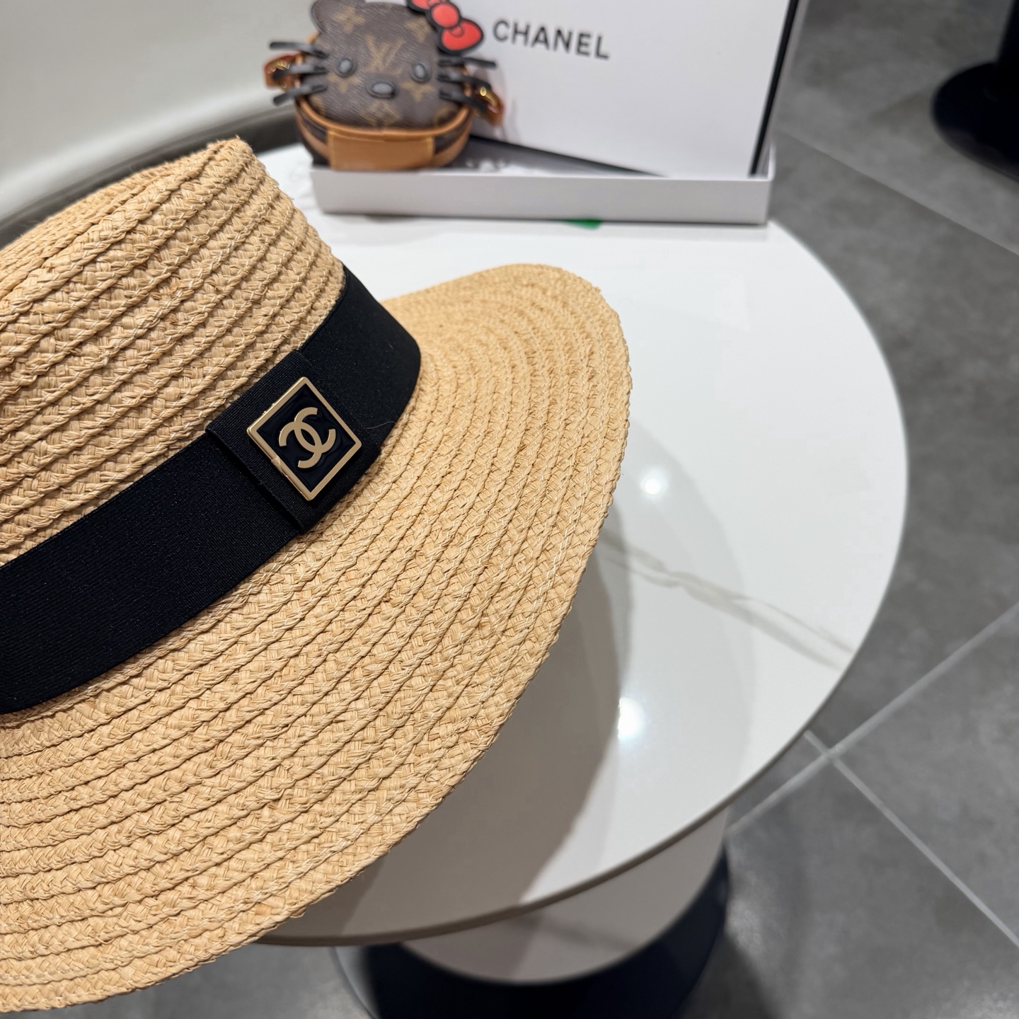 Sombrero Chanel 57cm — photo 3