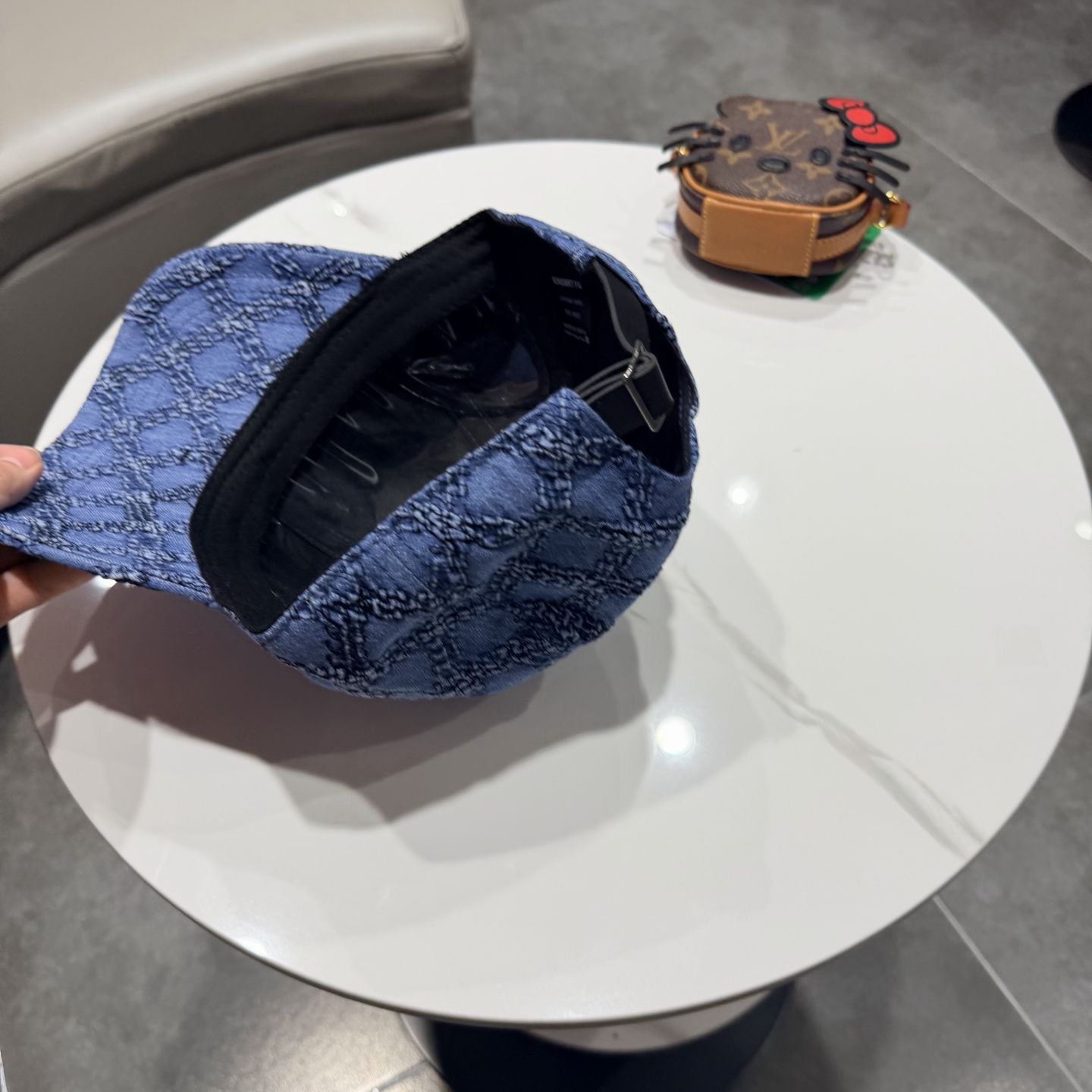 Louis Vuitton hat LV Louis Vuitton — photo 8
