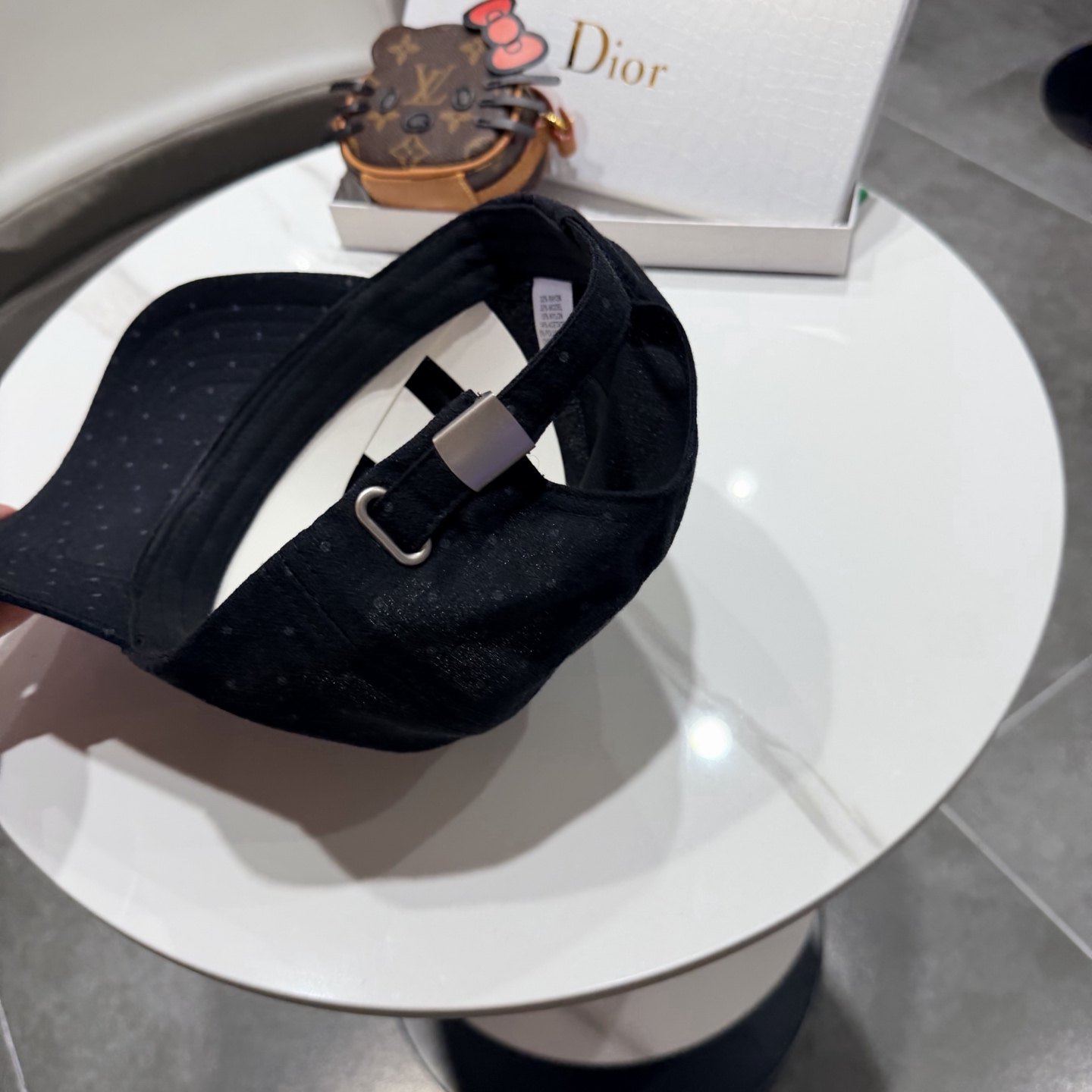 Dior 迪奥 新款原单棒球帽， 精致純也格调很有感觉，很酷很时尚，专柜断货热门，质量超赞