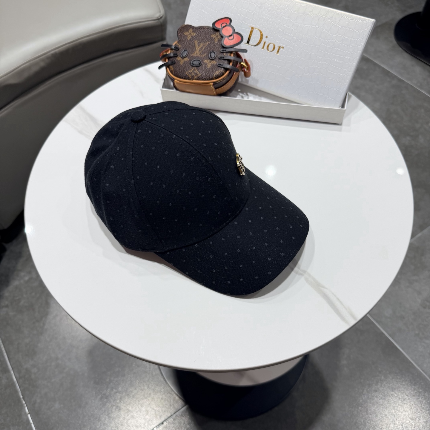 Dior 迪奥 新款原单棒球帽， 精致純也格调很有感觉，很酷很时尚，专柜断货热门，质量超赞