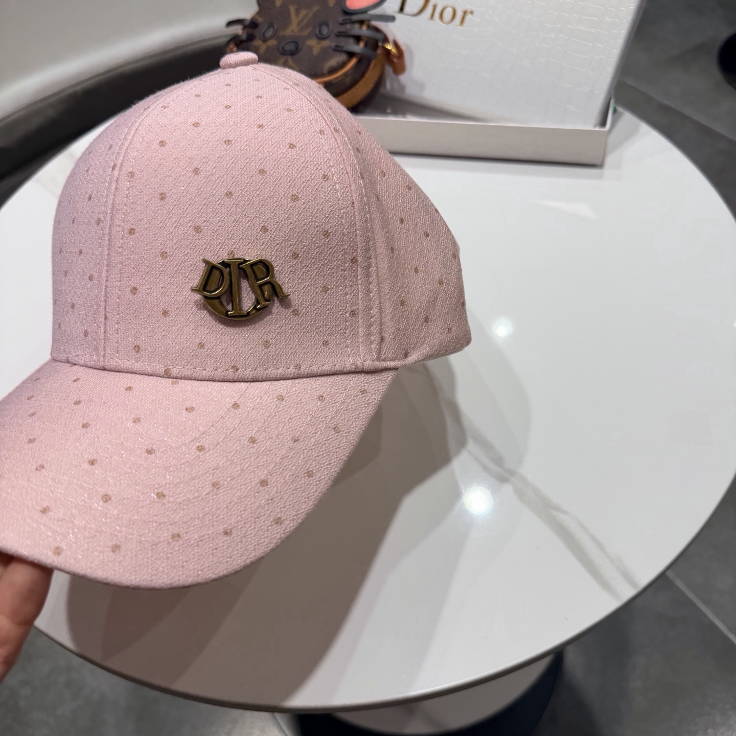 Dior 迪奥 新款原单棒球帽， 精致純也格调很有感觉，很酷很时尚，专柜断货热门，质量超赞
