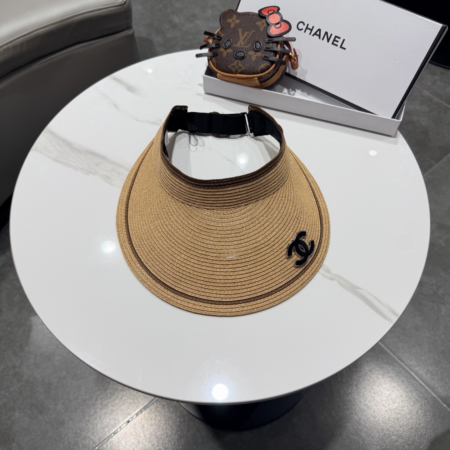 NO:755790,[Chanel Chanel] 2026 spring and summer new style small fragrant sun visor empty top hat, sun visor and versatile ~ casual street hat straw hat fisherman hat baseball cap, hat, chanel, chanel, espadrilles, hats19860909【Chanel香奈儿】2026春夏新款小香遮阳帽空顶帽,遮阳百搭～休闲出街神器帽子草帽渔夫帽棒球帽,帽子,chanel,chanel,espadrilles,hats,hat