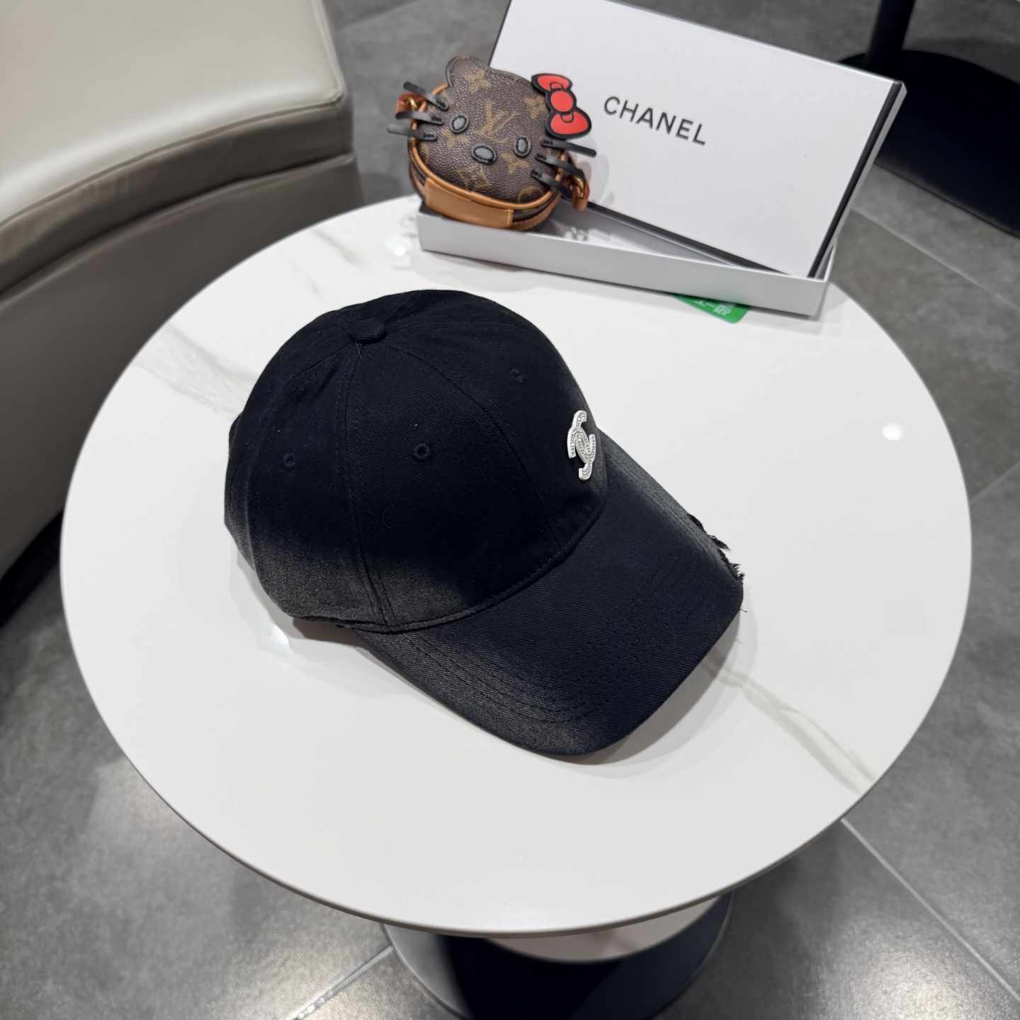 CHANEL香奈儿 新款 简约双Clogo棒球帽，新款出货，大牌款超好搭配，赶紧入手！3色