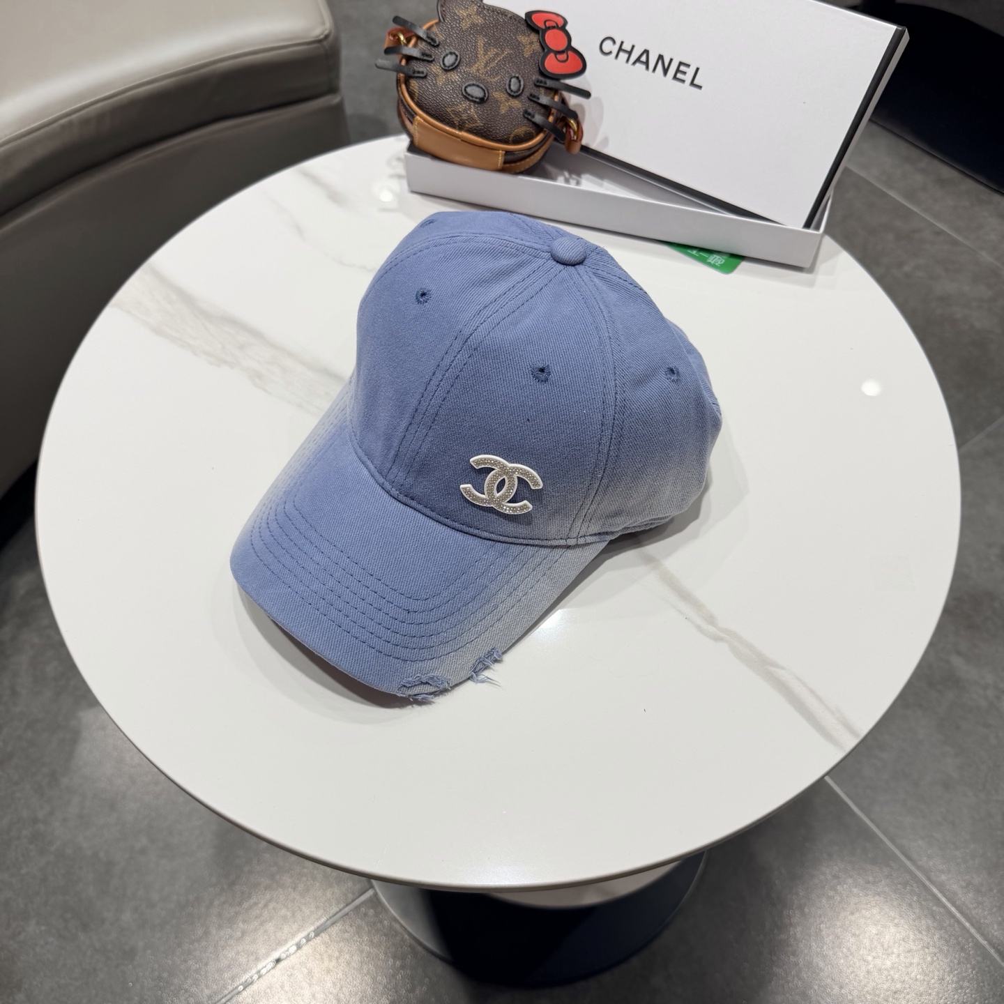 CHANEL香奈儿 新款 简约双Clogo棒球帽，新款出货，大牌款超好搭配，赶紧入手！3色