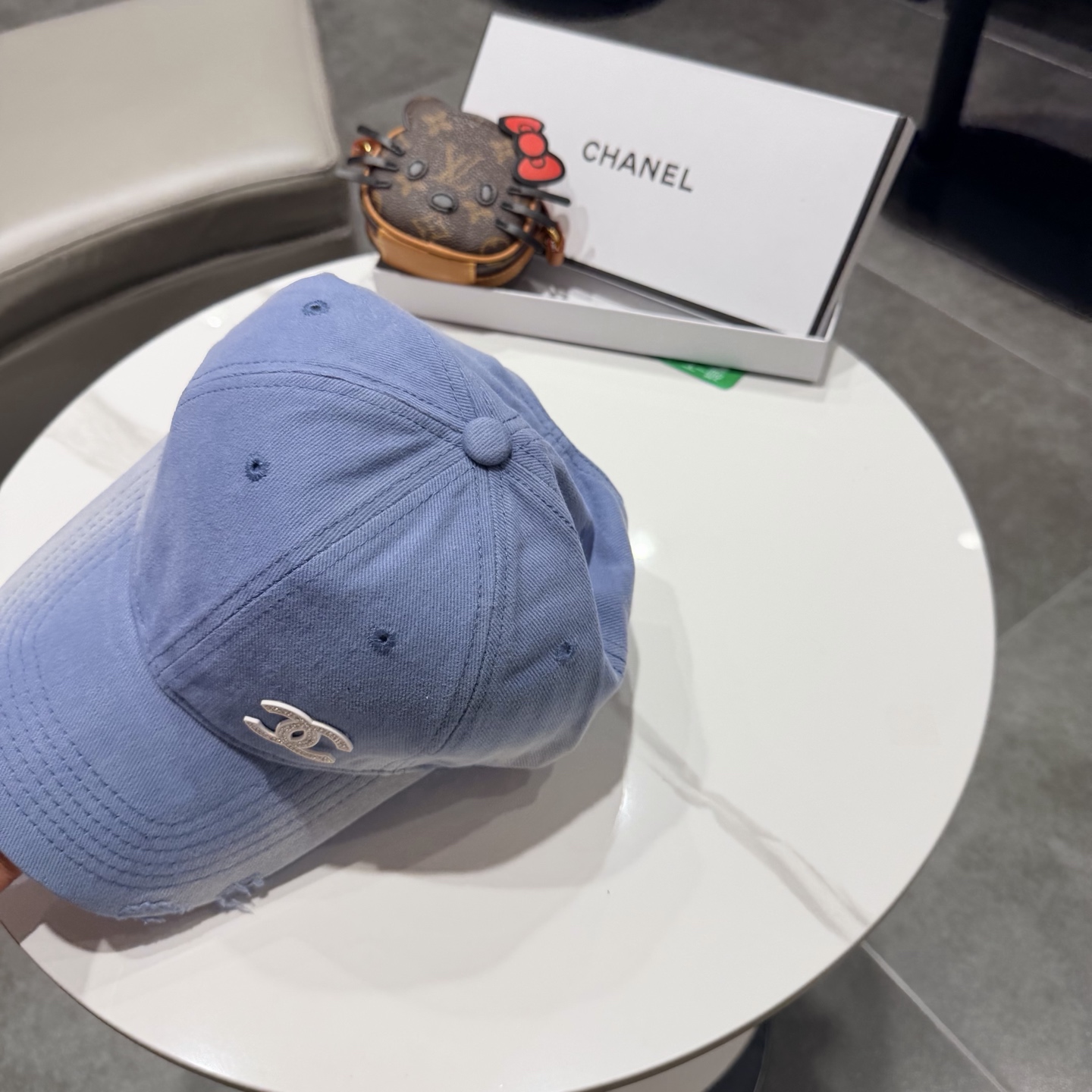 CHANEL香奈儿 新款 简约双Clogo棒球帽，新款出货，大牌款超好搭配，赶紧入手！3色