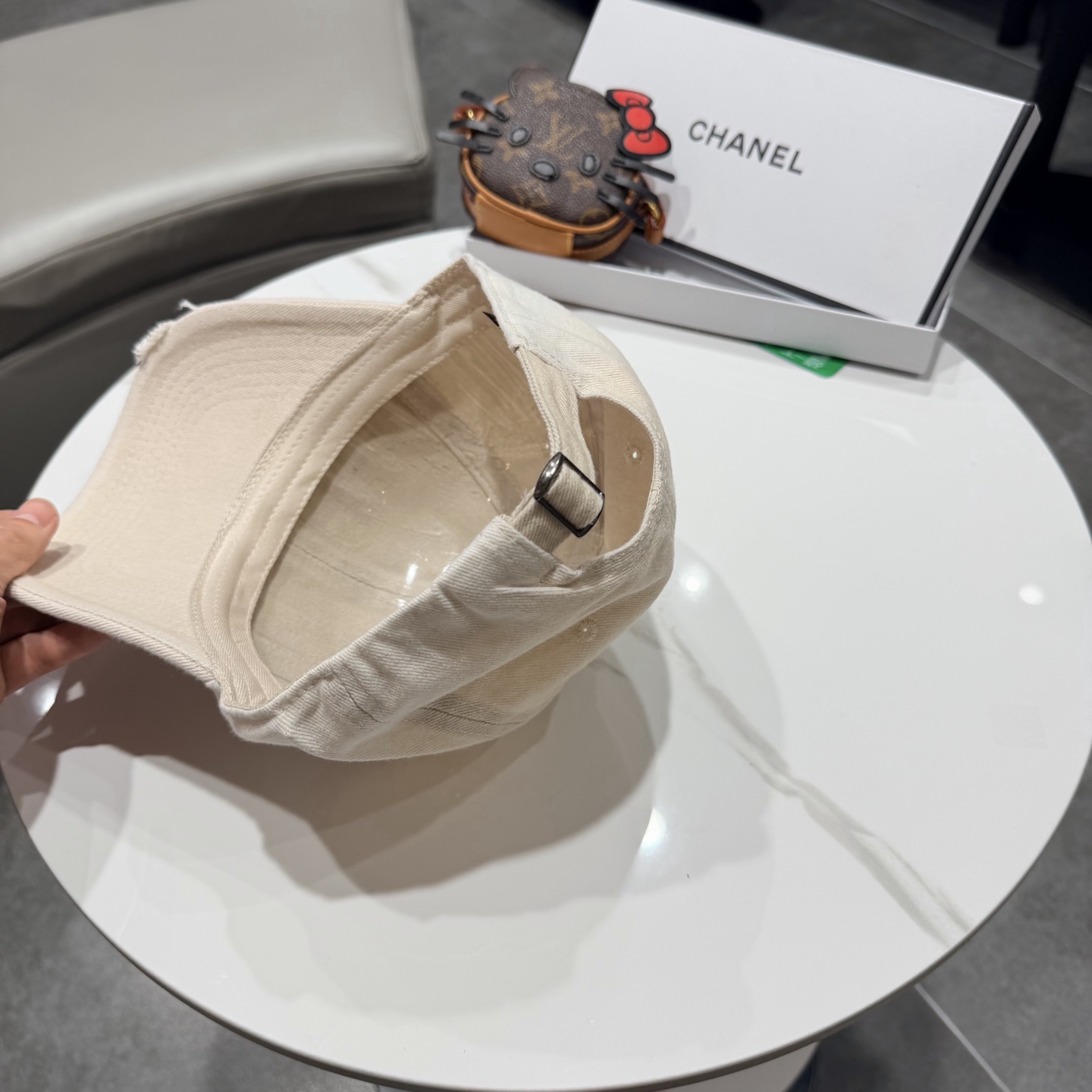 CHANEL香奈儿 新款 简约双Clogo棒球帽，新款出货，大牌款超好搭配，赶紧入手！3色