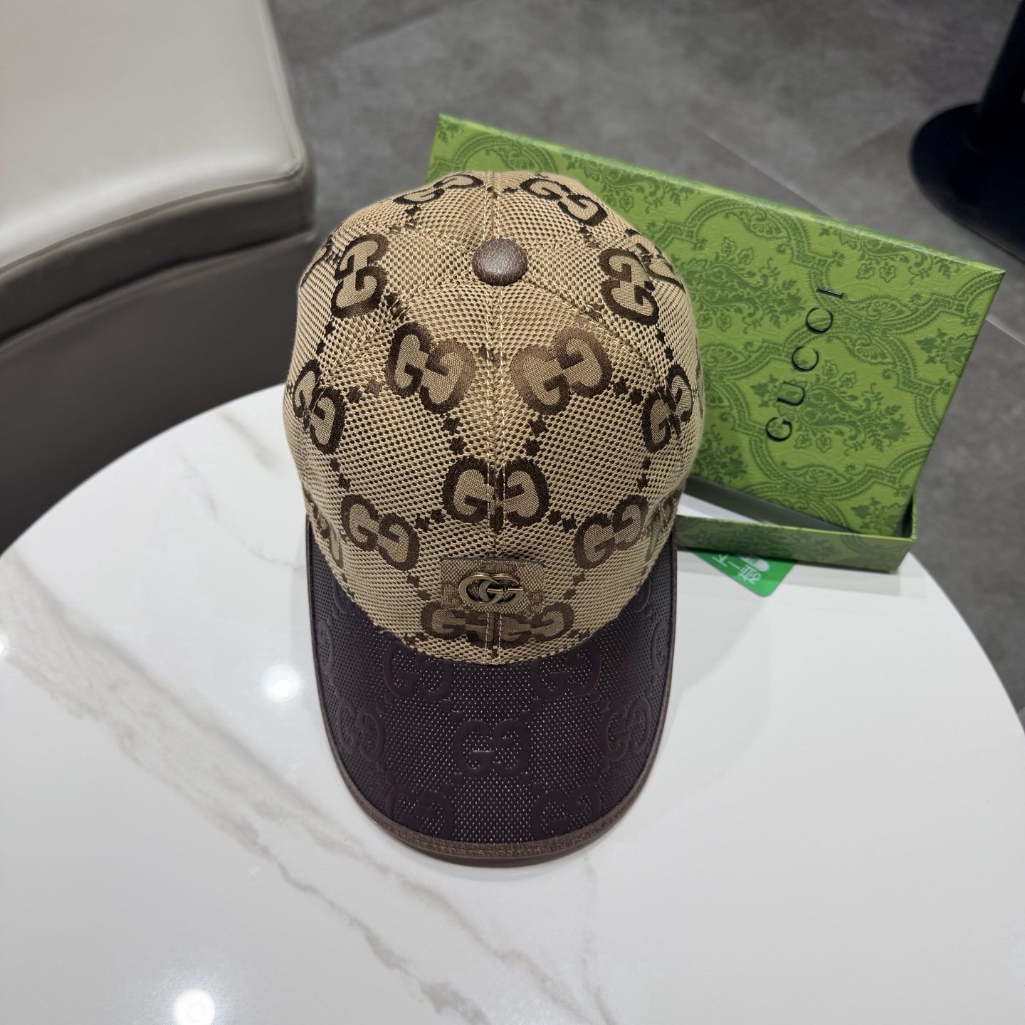 Gucci(古奇)经典原单棒球帽😍😍金丝logo。专柜1:1开模订制，最高版本，原版帆布料+头层牛皮，纯